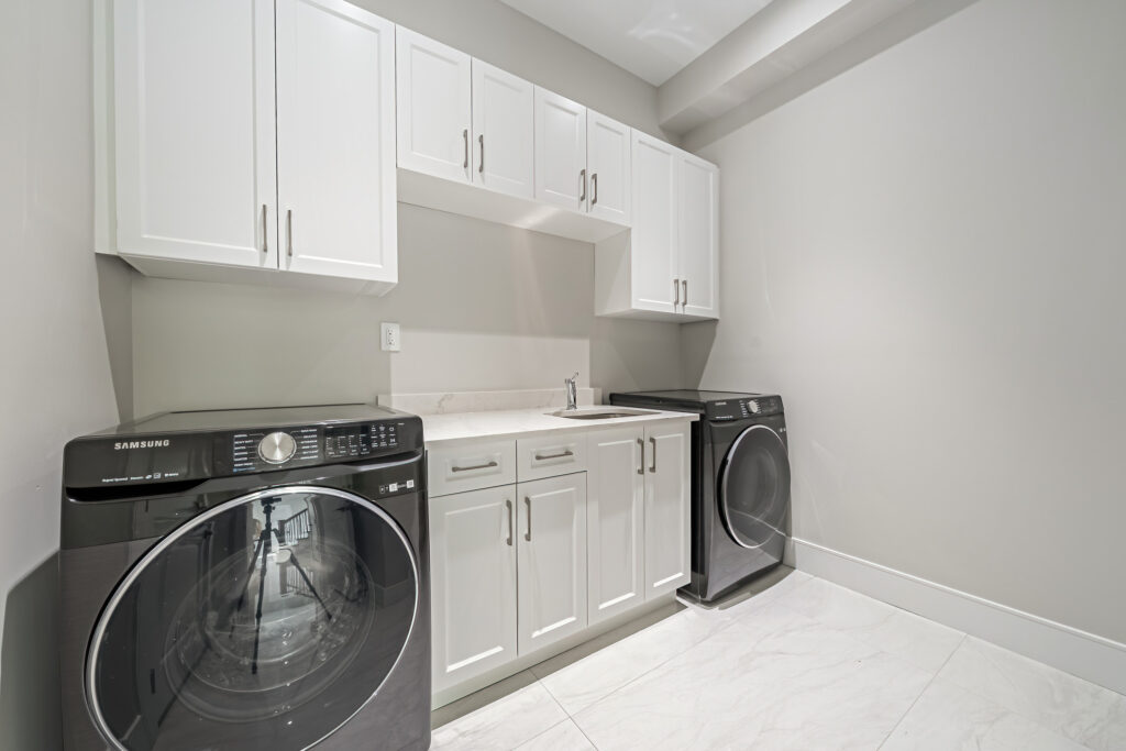 Masters Edge Executive Homes - Interior Laundry